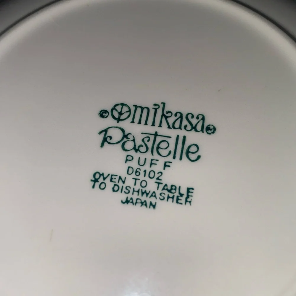 Mikasa pastelle puff